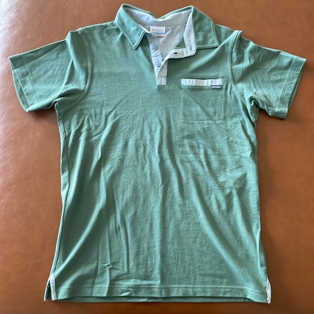 Columbia Sportswear green polo shirt with front pocket. Size small.